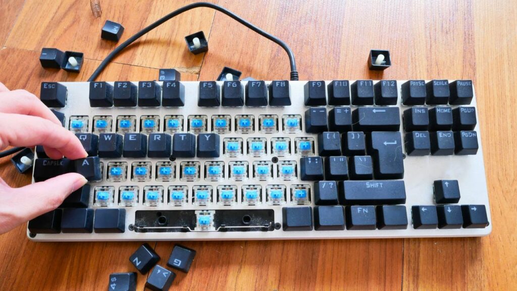 Keyboard with blue switches