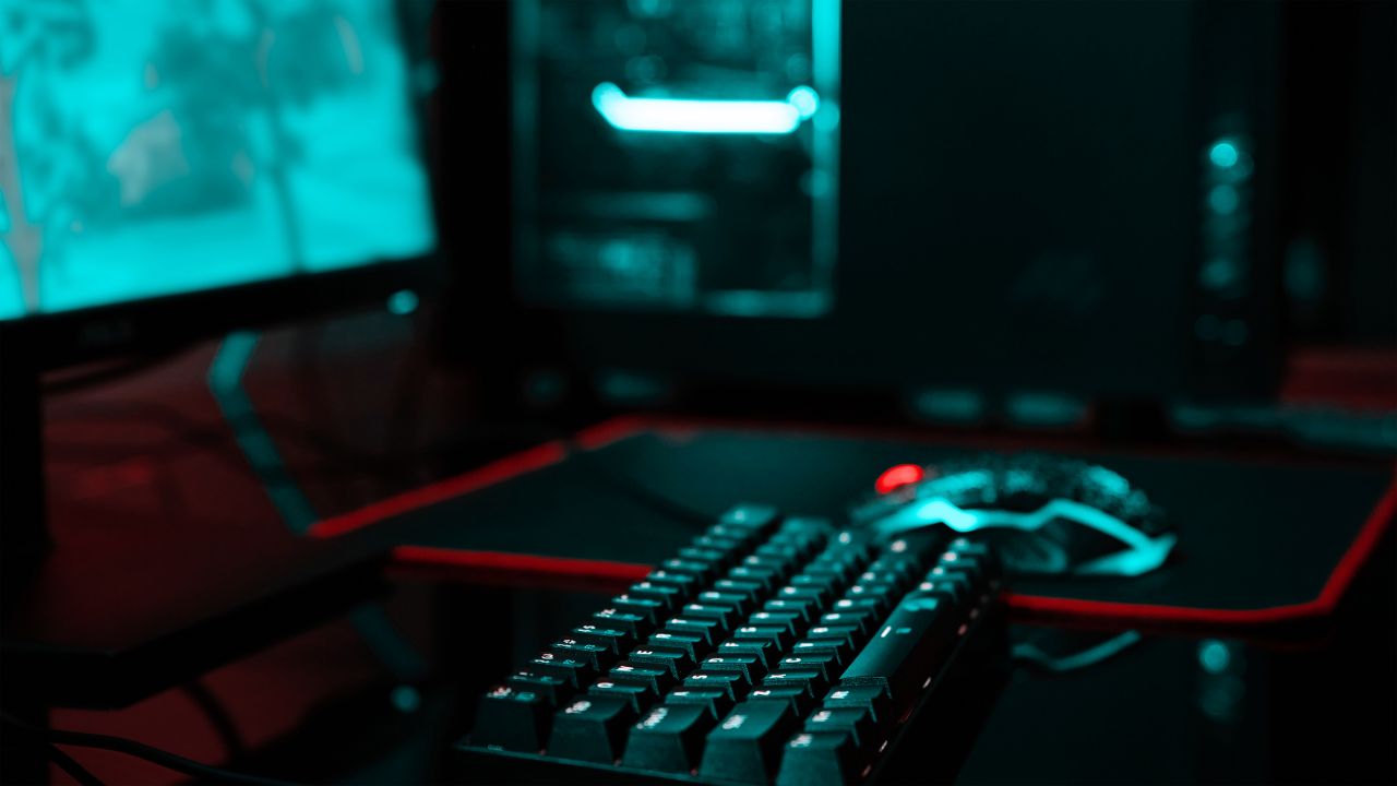 Are Keycaps Universal? [The Ultimate Guide] OnGameStart